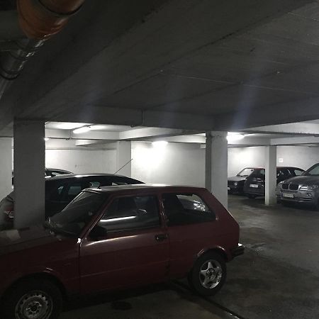 Ferienwohnung Ms - Downtown With Free Parking Space Belgrad Exterior foto